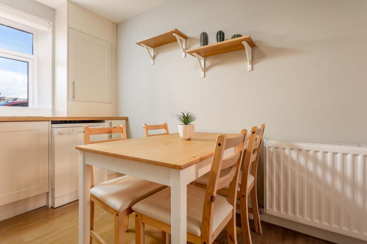 Shore View - Donnini Apartments プレストウィック 部屋 写真
